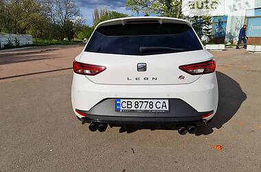 Хетчбек SEAT Leon 2016 в Чернігові