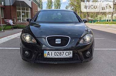 Хэтчбек SEAT Leon 2008 в Буче