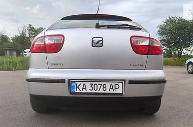 Хэтчбек SEAT Leon 2001 в Василькове