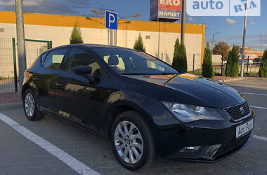 Хэтчбек SEAT Leon 2013 в Житомире