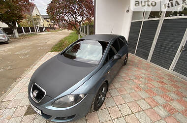 Хэтчбек SEAT Leon 2007 в Тячеве