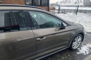 Универсал SEAT Leon 2016 в Киеве