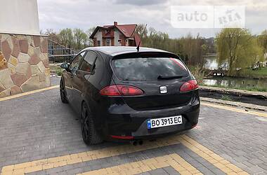 Хэтчбек SEAT Leon 2007 в Николаеве