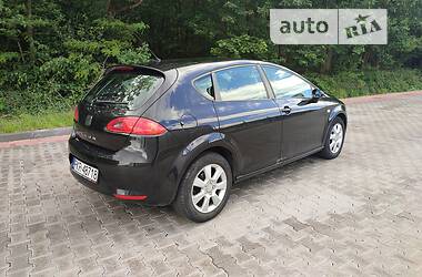 Хэтчбек SEAT Leon 2008 в Ковеле