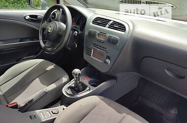 Хэтчбек SEAT Leon 2008 в Ковеле