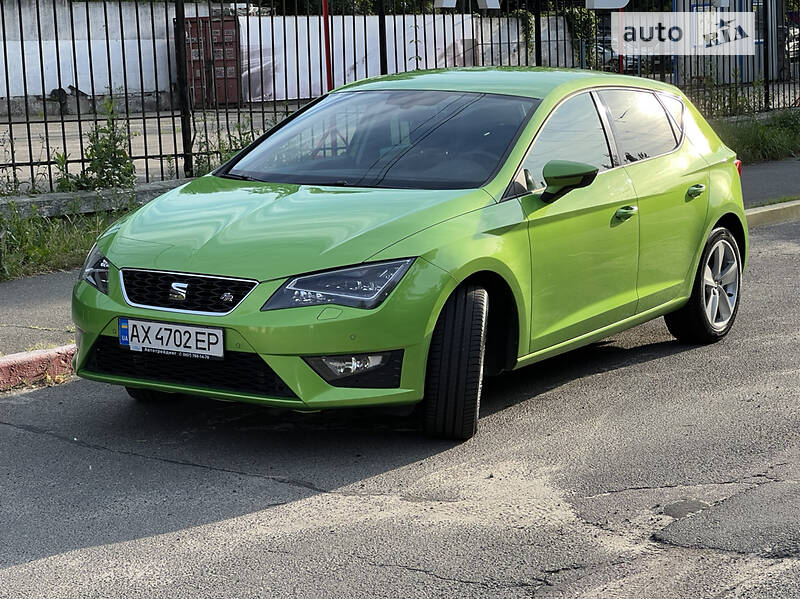 Хэтчбек SEAT Leon 2016 в Киеве