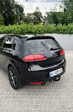 Хэтчбек SEAT Leon 2008 в 