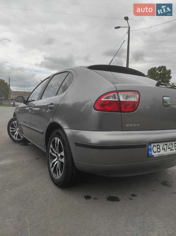Хэтчбек SEAT Leon 2003 в Чернигове