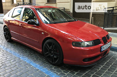 Хетчбек SEAT Leon 2005 в Києві