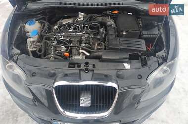 Хэтчбек SEAT Leon 2011 в Конотопе