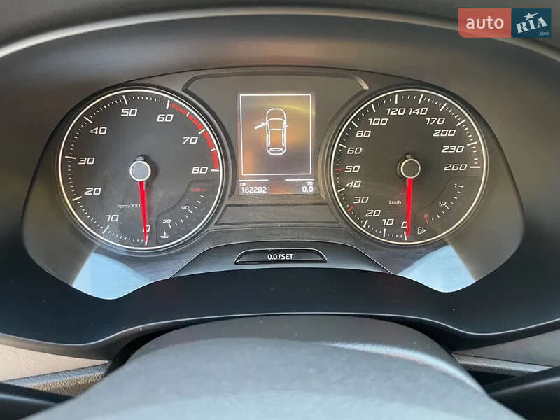 Хэтчбек SEAT Leon 2014 в Харькове