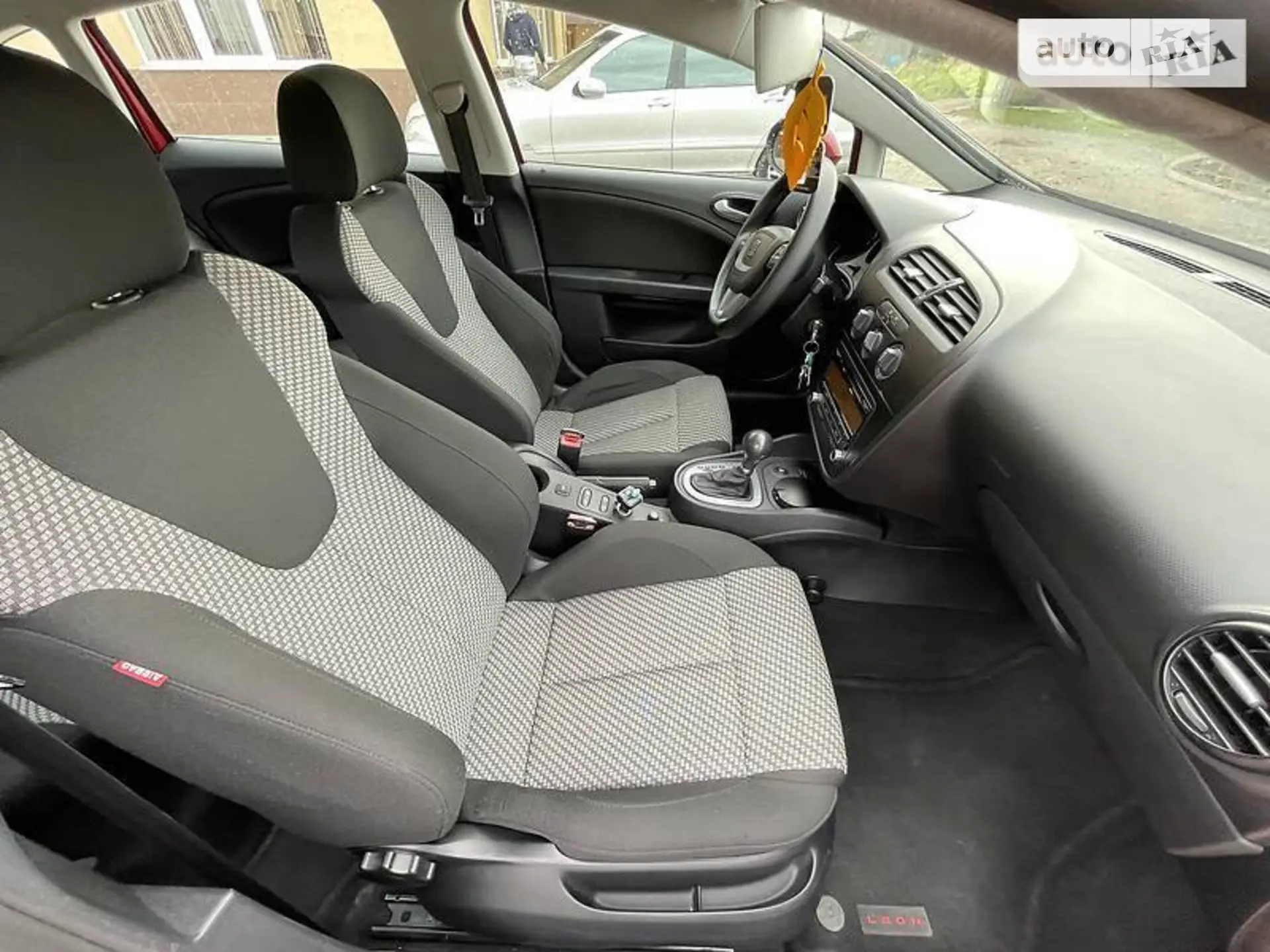 2010 SEAT Leon - мініатюра 16