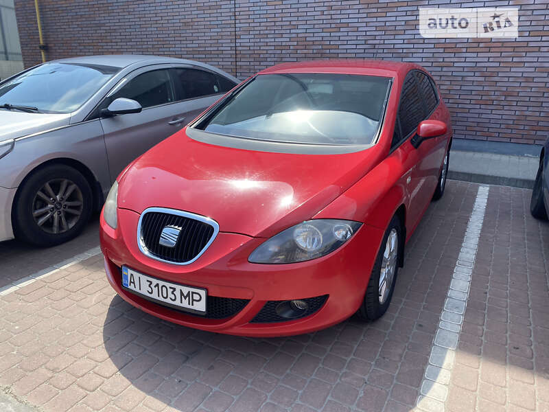 Хетчбек SEAT Leon 2006 в Києві