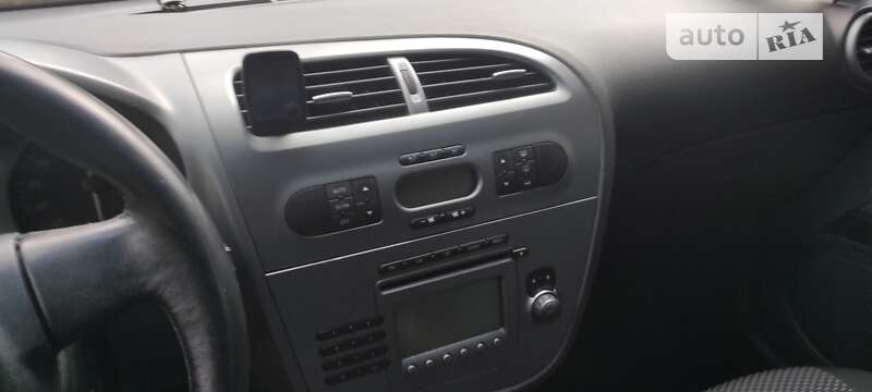 Хэтчбек SEAT Leon 2005 в Киеве фото 16 Хэтчбек SEAT Leon 2005 в Киеве