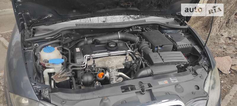 Хэтчбек SEAT Leon 2005 в Киеве фото 34 Хэтчбек SEAT Leon 2005 в Киеве