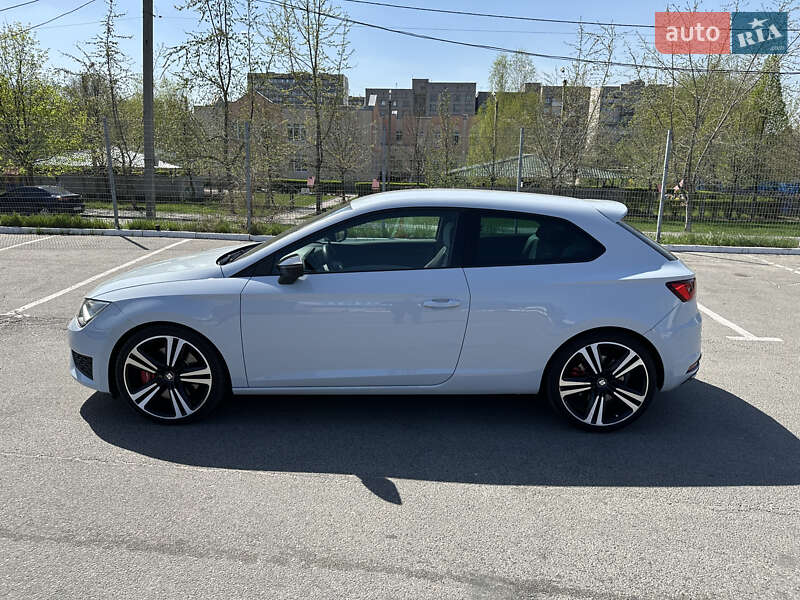 Хэтчбек SEAT Leon 2014 в Днепре