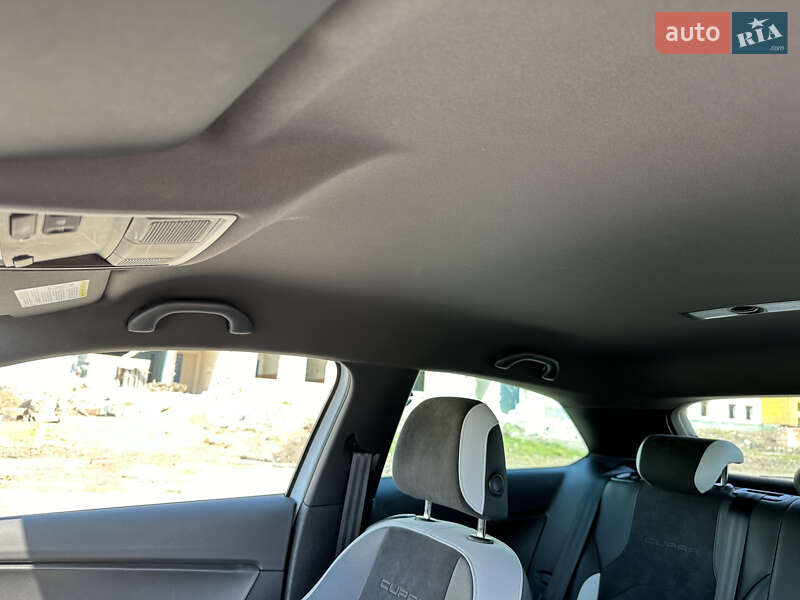 Хэтчбек SEAT Leon 2014 в Днепре