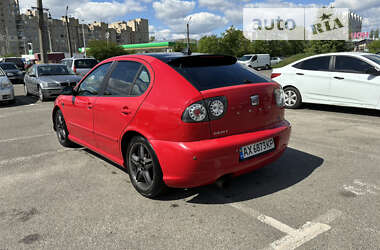 Хэтчбек SEAT Leon 2004 в Киеве