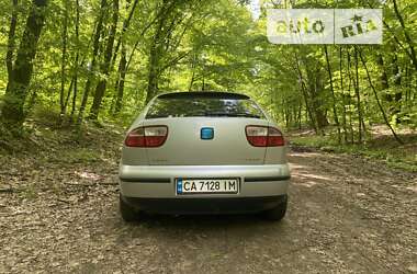 Хэтчбек SEAT Leon 2001 в Маньковке