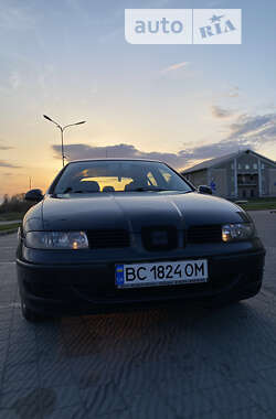 Хэтчбек SEAT Leon 2003 в Львове