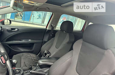 Хэтчбек SEAT Leon 2008 в Киеве