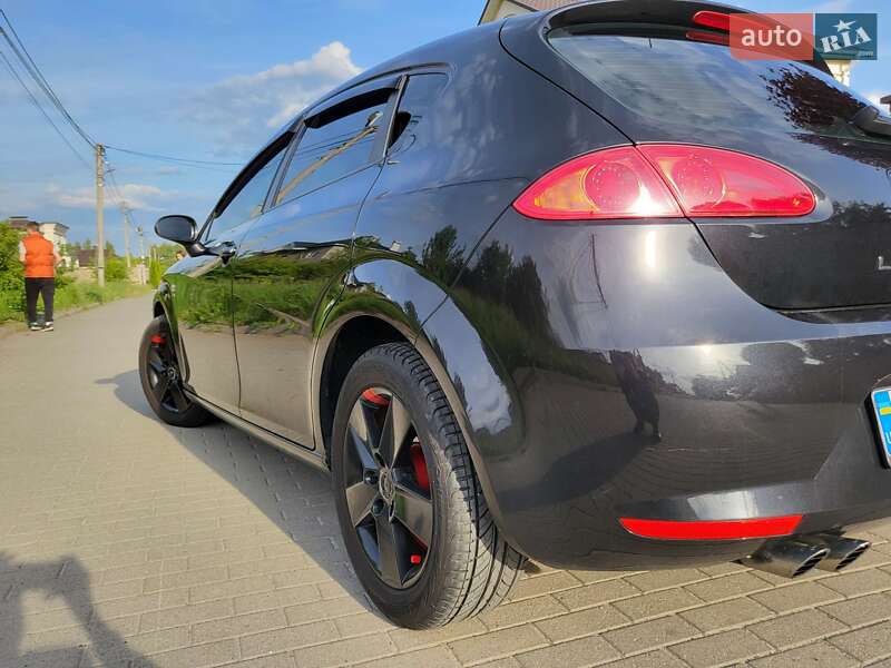 Хэтчбек SEAT Leon 2006 в Хмельницком