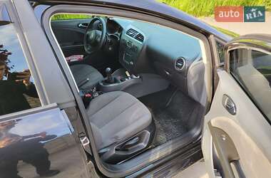 Хэтчбек SEAT Leon 2006 в 