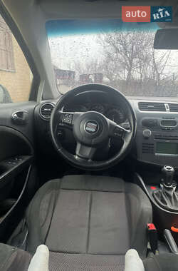 Хэтчбек SEAT Leon 2008 в Черкассах