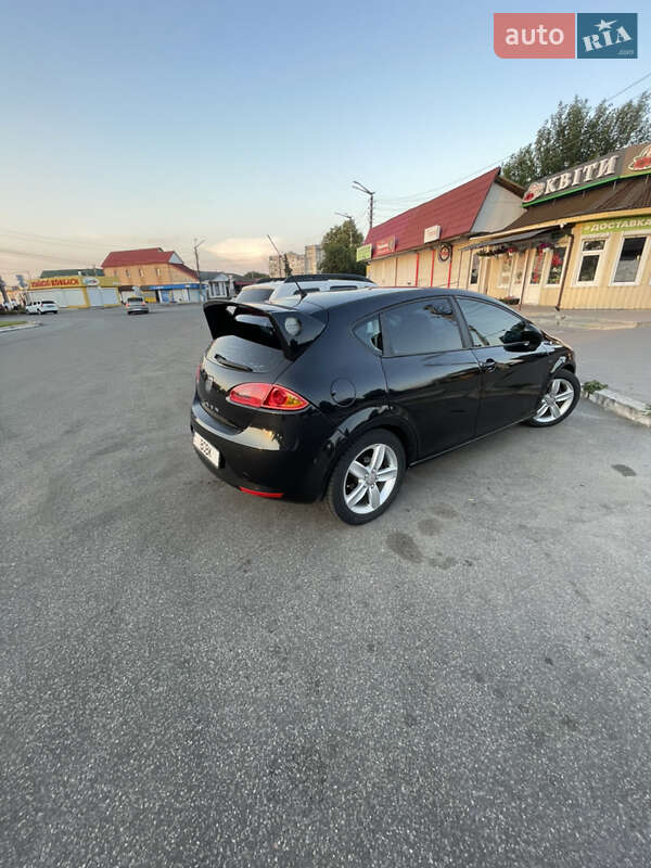 Хэтчбек SEAT Leon 2008 в Черкассах