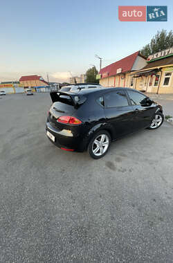 Хэтчбек SEAT Leon 2008 в 