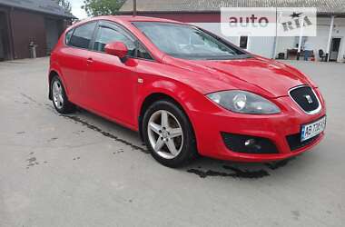 Хетчбек SEAT Leon 2011 в Бару