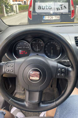 Хетчбек SEAT Leon 2007 в Запоріжжі