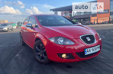 Хетчбек SEAT Leon 2006 в Києві