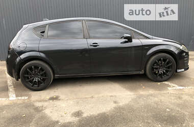 Хетчбек SEAT Leon 2005 в 