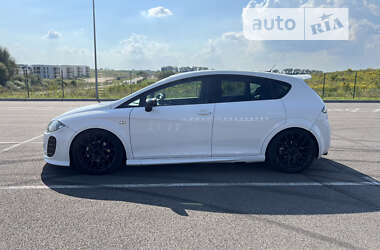 Хэтчбек SEAT Leon 2008 в 