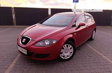 Хетчбек SEAT Leon 2008 в Мукачевому