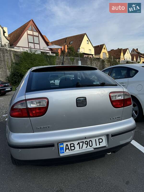 Хэтчбек SEAT Leon 2002 в Виннице