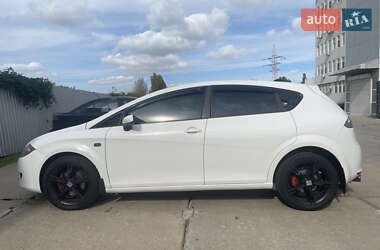 Хэтчбек SEAT Leon 2008 в 
