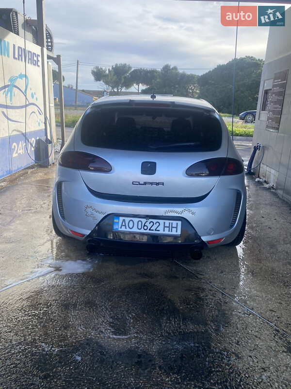 Хетчбек SEAT Leon 2006 в Береговому