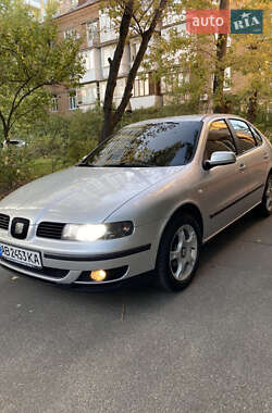 Хетчбек SEAT Leon 2002 в Києві