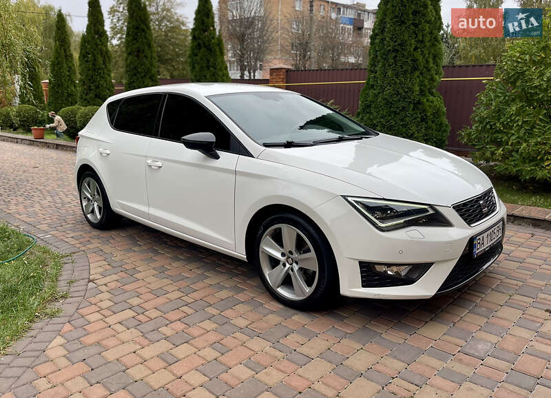 Хэтчбек SEAT Leon 2016 в Кропивницком