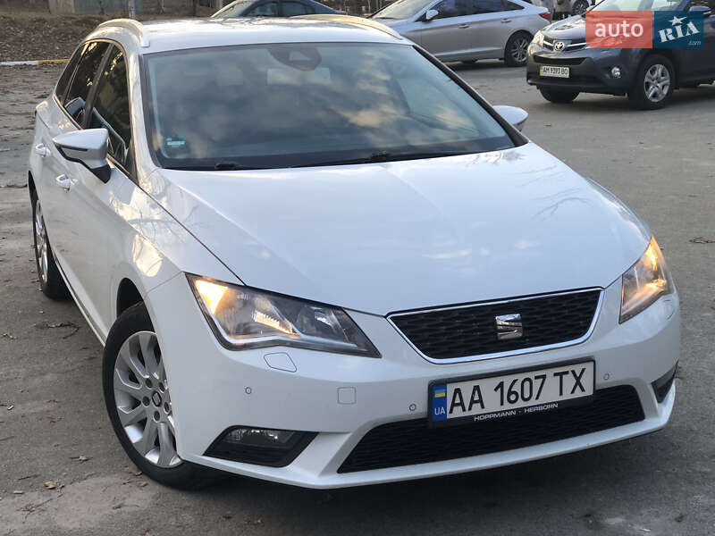 Универсал SEAT Leon 2014 в Киеве