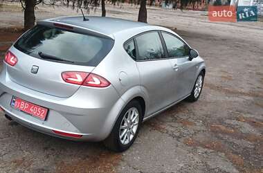 Хетчбек SEAT Leon 2009 в Харкові