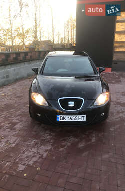 Хетчбек SEAT Leon 2008 в Рівному