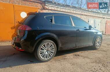 Хэтчбек SEAT Leon 2006 в Харькове