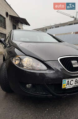 Хэтчбек SEAT Leon 2008 в Луцке