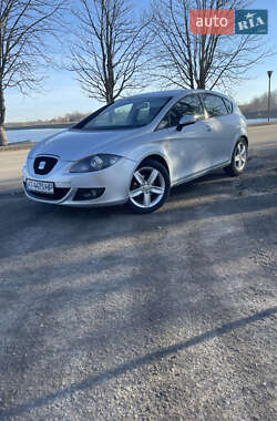 Хэтчбек SEAT Leon 2007 в Ивано-Франковске