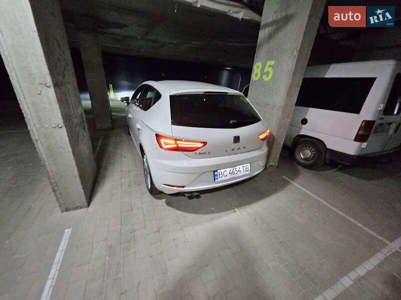 Хэтчбек SEAT Leon 2018 в Львове