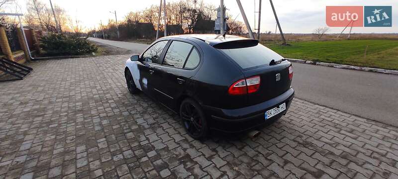 Хетчбек SEAT Leon 2002 в Луцьку