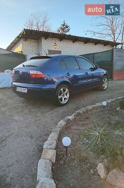 Хэтчбек SEAT Leon 2002 в Харькове